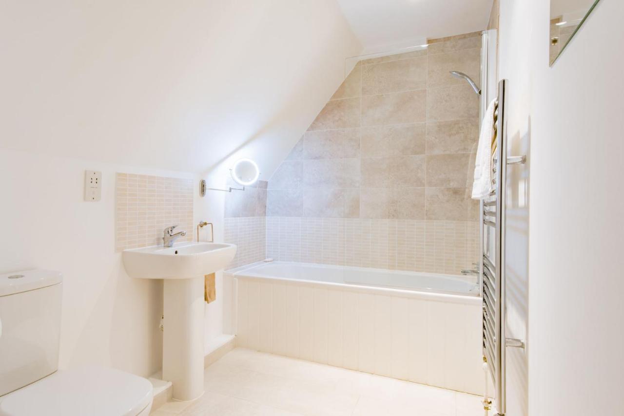 The Loft At Emperor Court By Bloom Stays Canterbury Zewnętrze zdjęcie